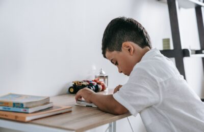 Ce contează la evaluare, dincolo de ritmul școlar
